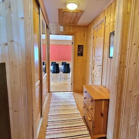 Cozy On A Farm With Parking Appartement *