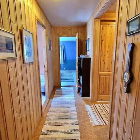 Cozy On A Farm With Parking * Tromsdalen