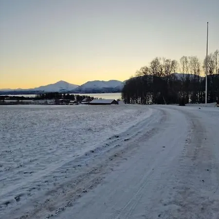 Lejlighed Cozy On A Farm With Parking Tromsdalen